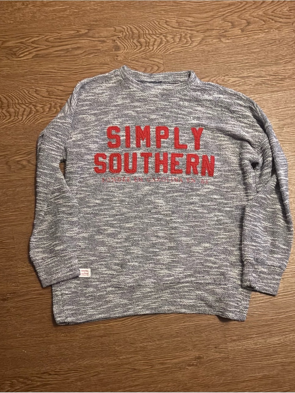 Simply Southern women's gray Terry pullover sweatshirt. Size Large